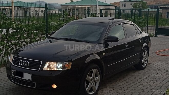 Audi A4-1