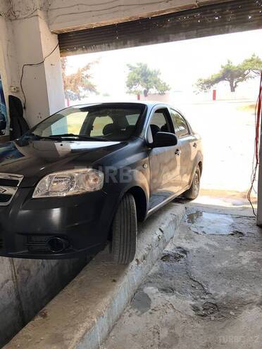Chevrolet Aveo-8