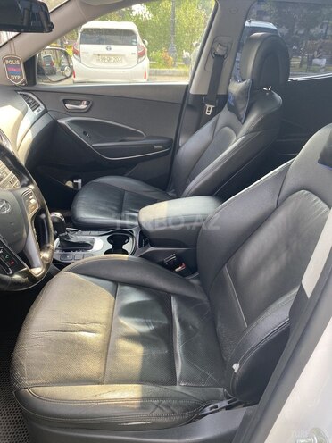 Hyundai Santa Fe-11