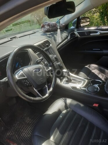 Ford Fusion (North America)-6