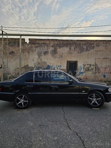 Mercedes C 230-4