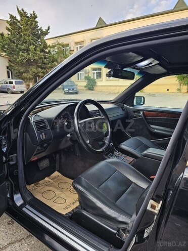 Mercedes C 230-7