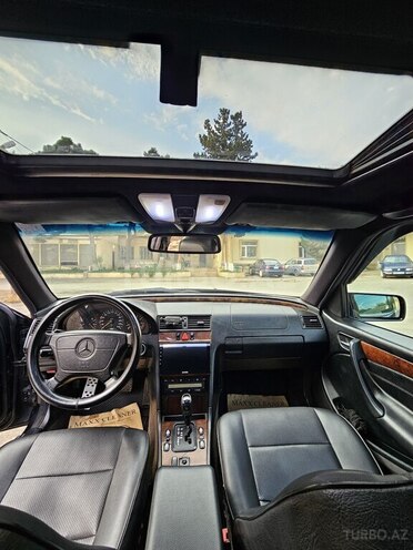 Mercedes C 230-6