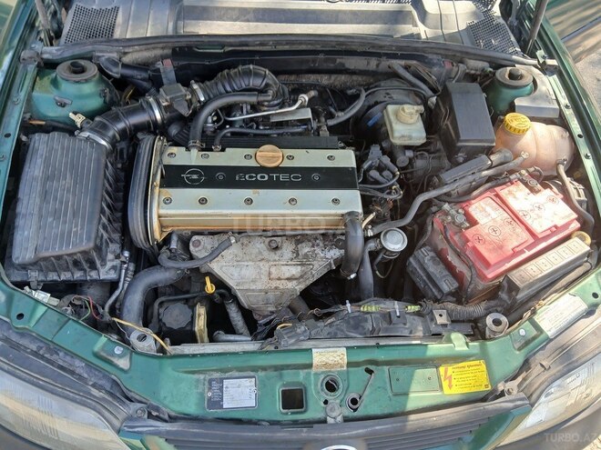 Opel Vectra-13