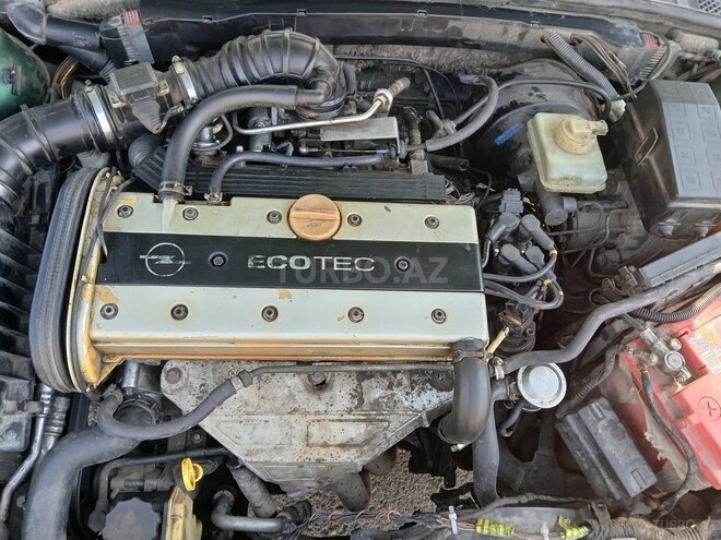 Opel Vectra-14