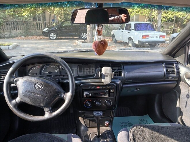 Opel Vectra-5