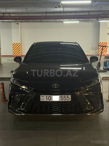 Toyota Camry-1