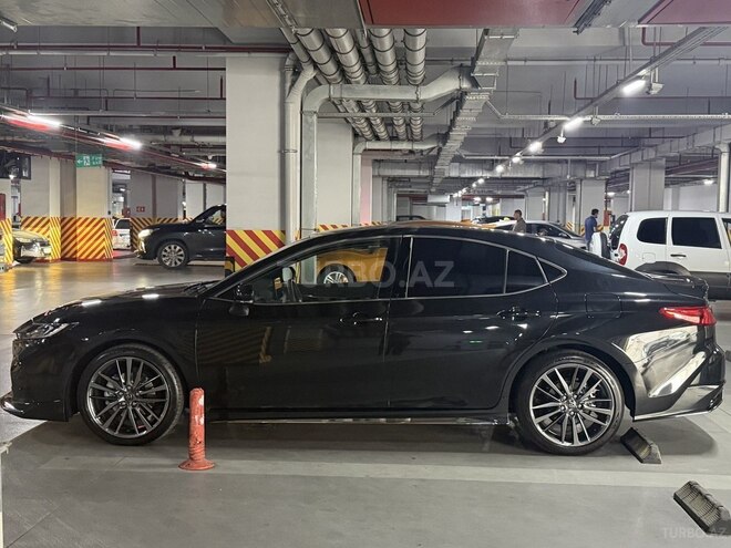 Toyota Camry-3