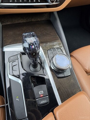 BMW 530-9