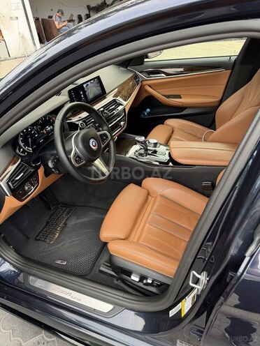 BMW 530-8