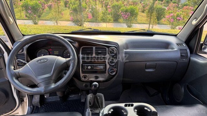 Kia K2700-3