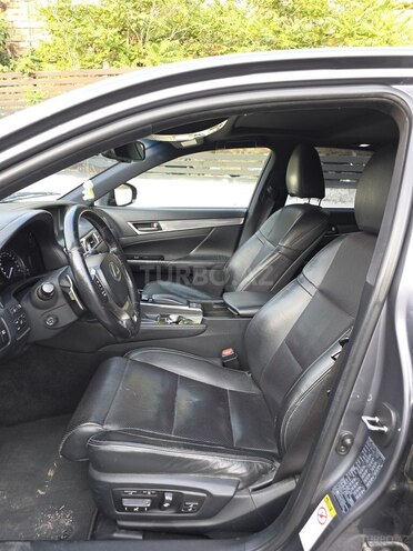 Lexus GS 450h-11