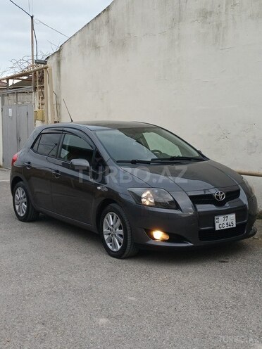 Toyota Auris-10