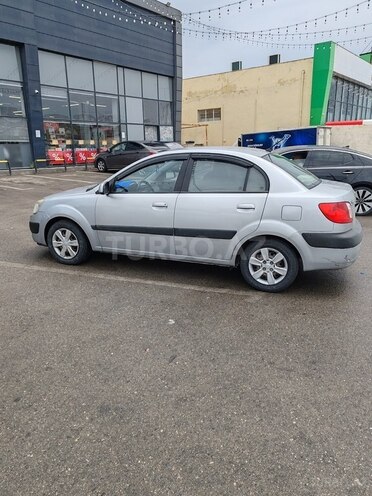 Kia Rio-6