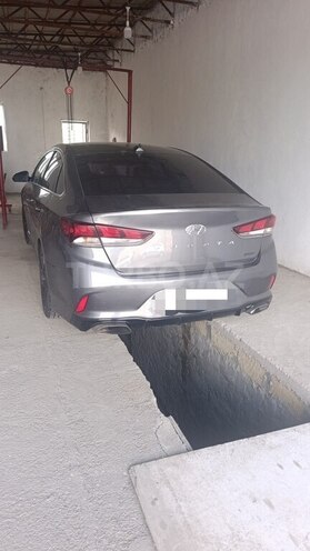 Hyundai Sonata-2