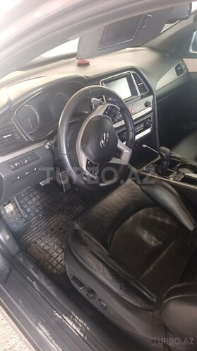 Hyundai Sonata-3