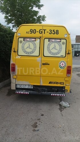Mercedes 208 D-2