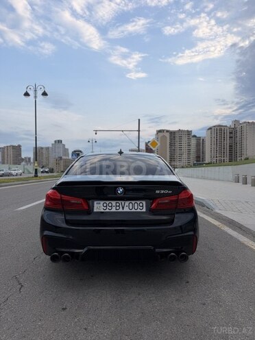 BMW 530e-6