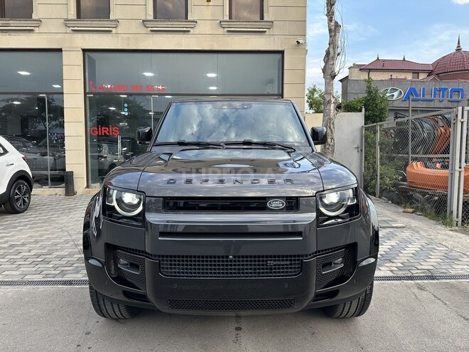 Land Rover Defender-1