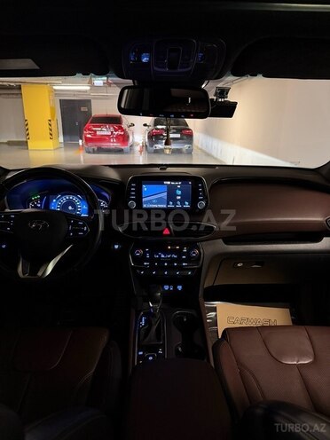 Hyundai Santa Fe-9
