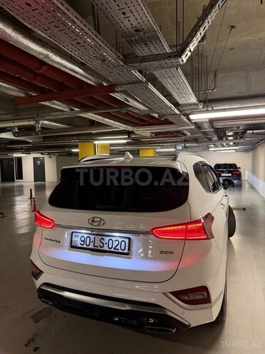 Hyundai Santa Fe-4