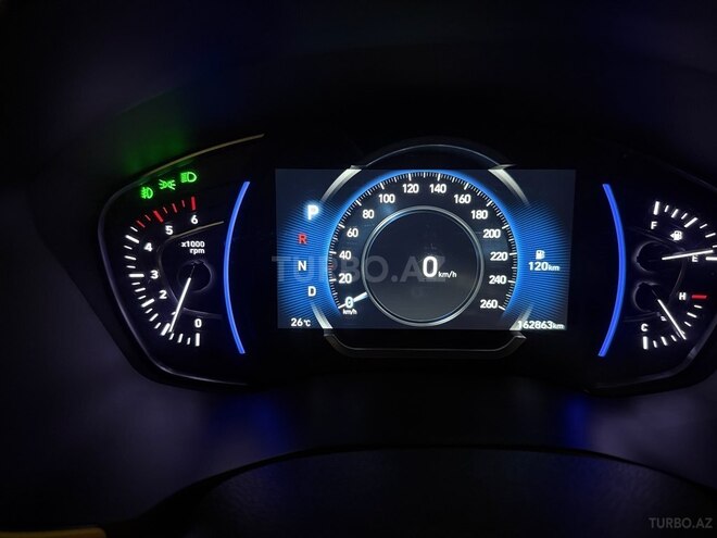 Hyundai Santa Fe-19