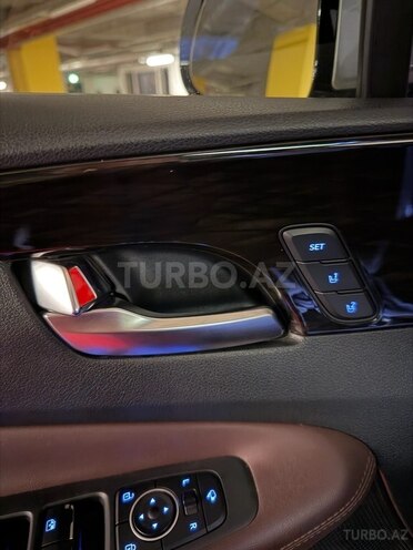 Hyundai Santa Fe-18