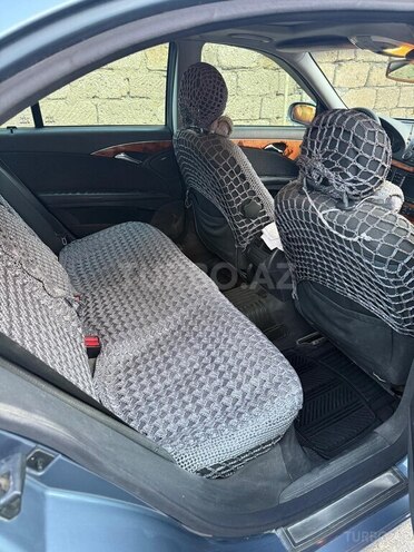 Mercedes E 270-8