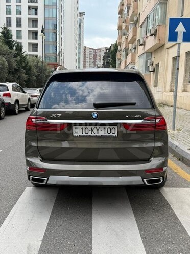 BMW X7-1