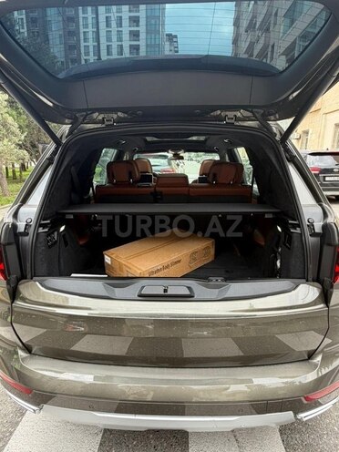 BMW X7-8