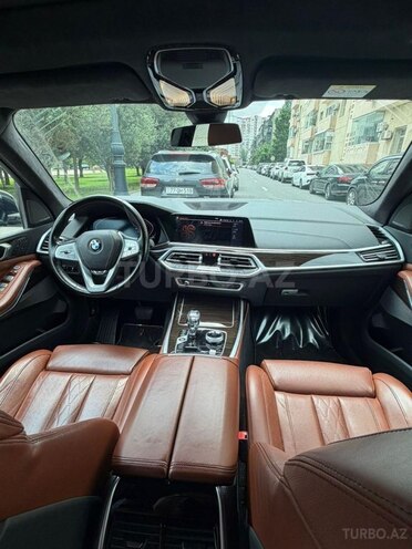 BMW X7-5