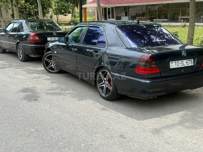 Mercedes C 240-6