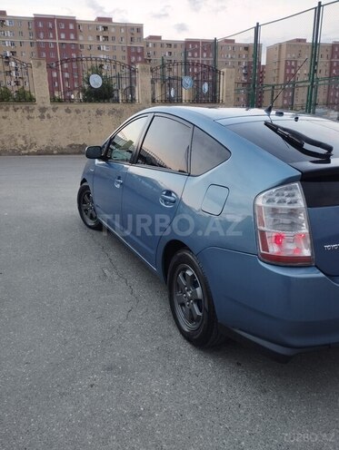 Toyota Prius-3