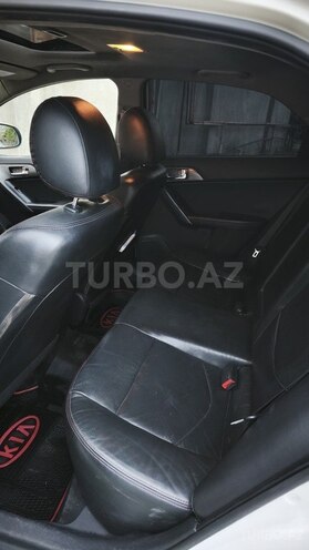 Kia Cerato-8