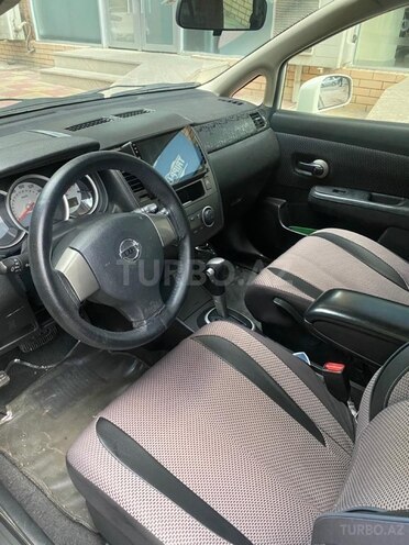 Nissan Tiida-3
