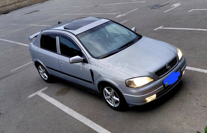 Opel Astra-2