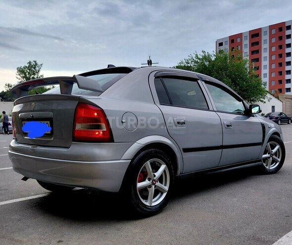 Opel Astra-9