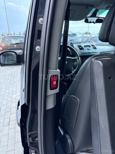 Mercedes Viano-12