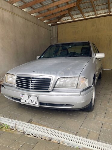 Mercedes C 230-1