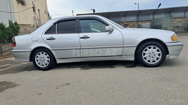 Mercedes C 230-9