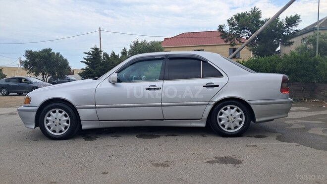 Mercedes C 230-10