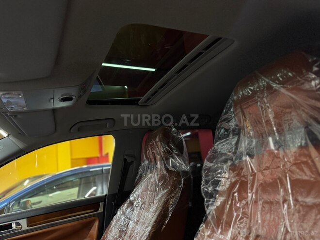 Volkswagen Touareg-16