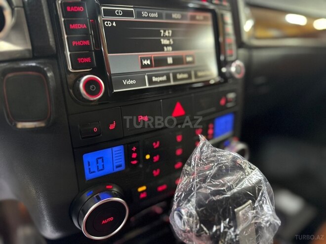 Volkswagen Touareg-19
