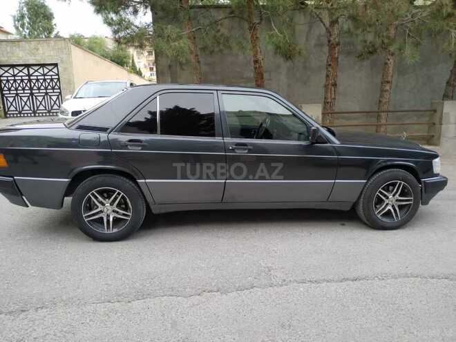 Mercedes 190-7