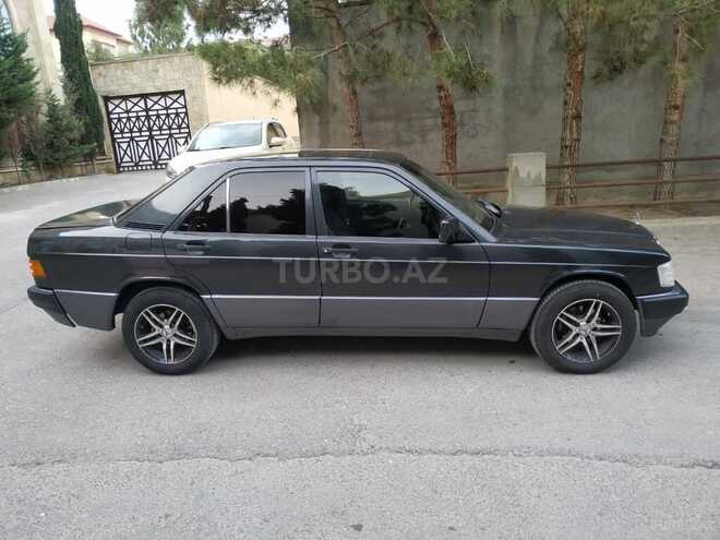 Mercedes 190-6