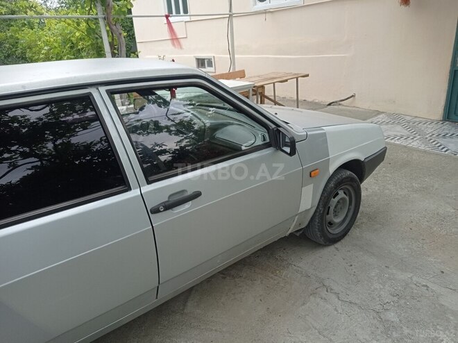 LADA (VAZ) 21099-9