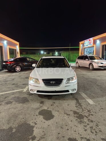 Hyundai Sonata-1