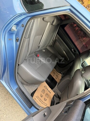 Toyota Prius-12