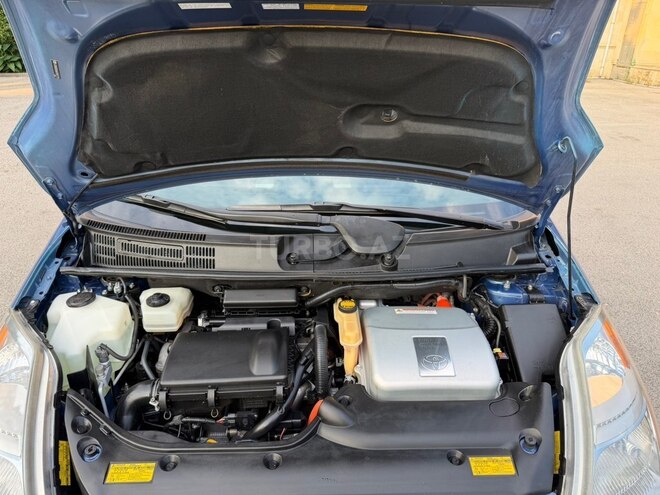 Toyota Prius-17