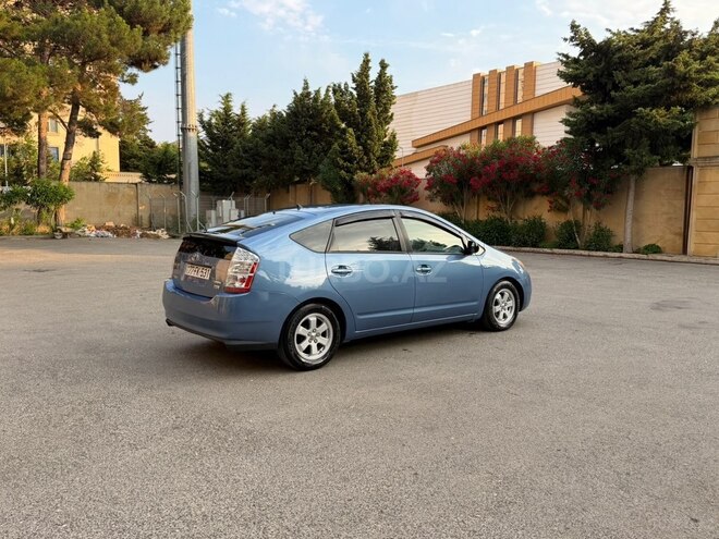 Toyota Prius-19